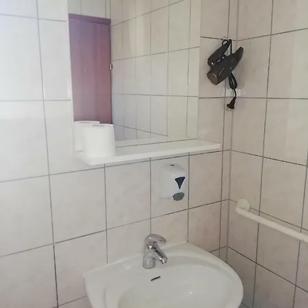 Batos Pensionat Zavala