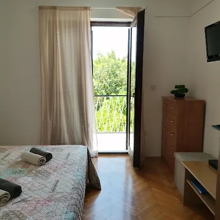 Batos Gostinjska kuća Zavala