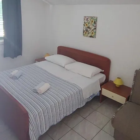 And Batos Guest house