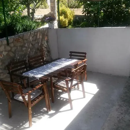 And Batos Guest house Zavala