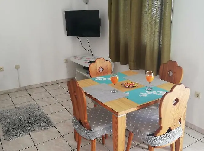 Gostinjska kuća Batos
