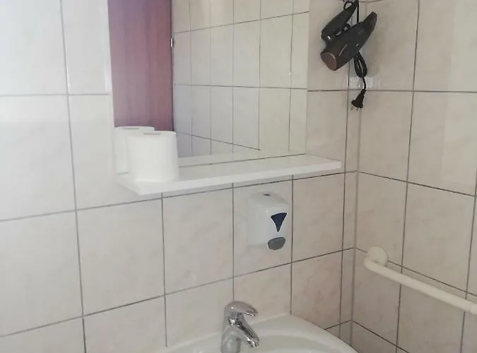 Batos Gostinjska kuća Zavala